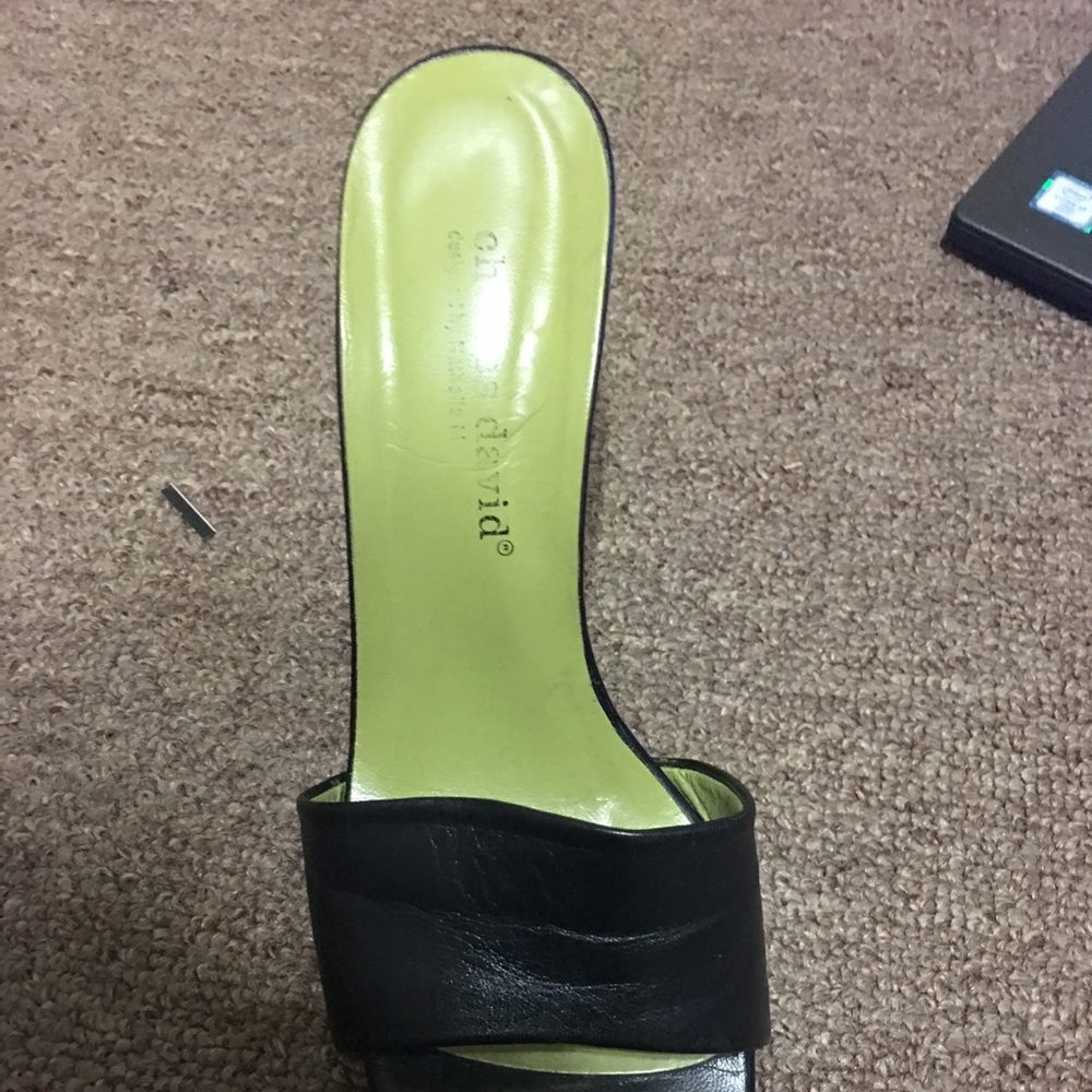 Charles DAVID black heels